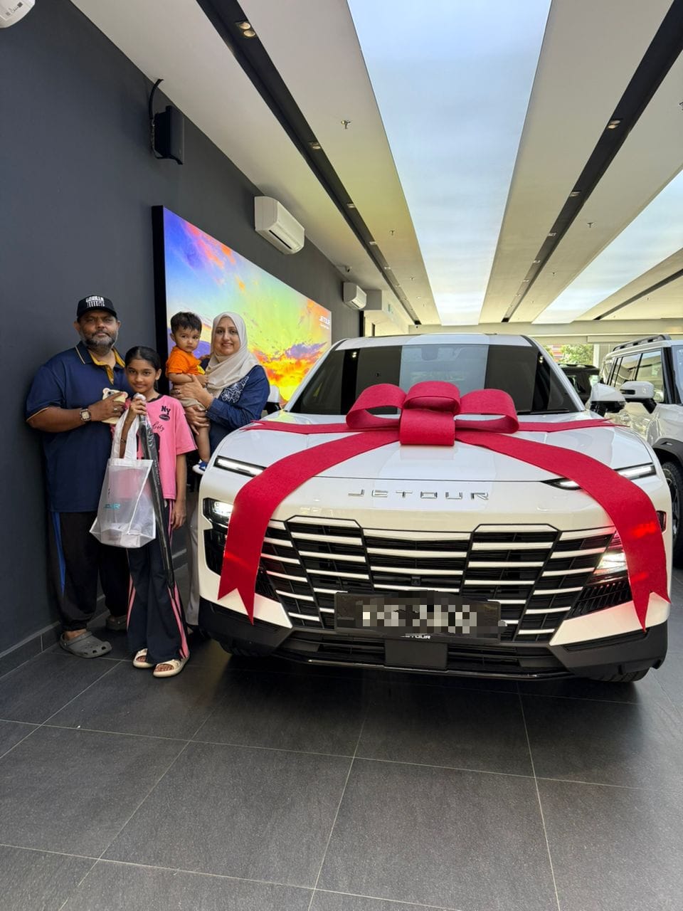 Family delivery — Jetour VT9, BK Autoworld Puchong
